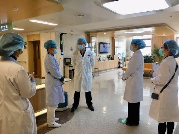 7 一手抓疫情防控，一手抓醫教研產1.jpg